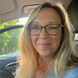 Meet your Posher, Valerie